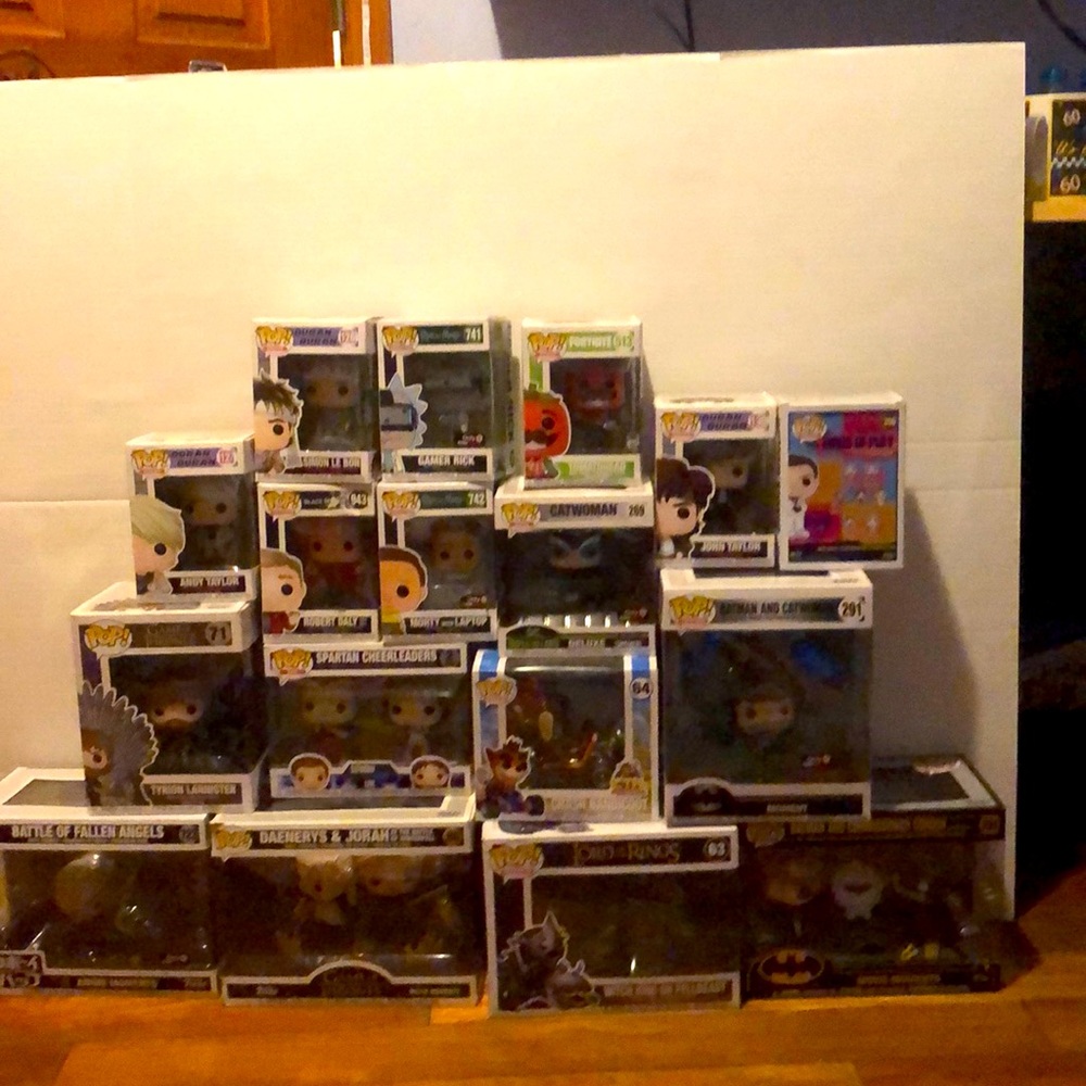 Funko pop (please read description)